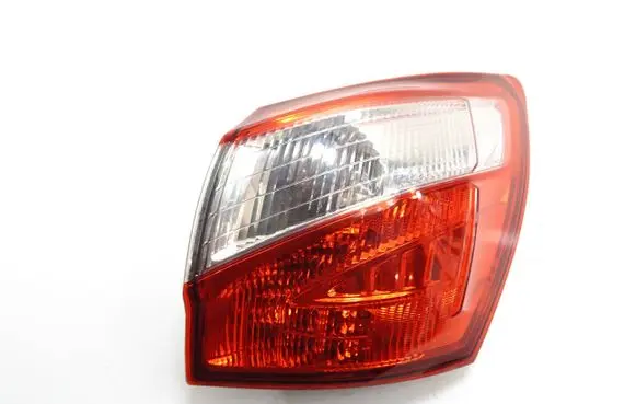 Nissan Qashqai Rear/tail lights YTETRG