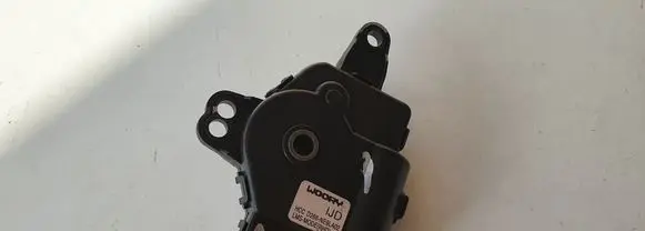 KIA Sportage A/C air flow flap actuator/motor D266NE9LA02