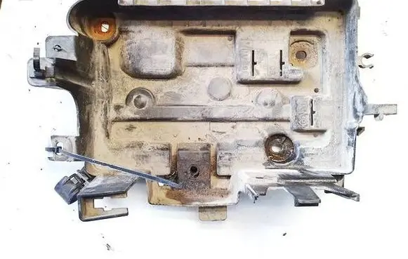 Opel Corsa D Battery box tray 13235642
