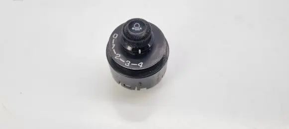 Mitsubishi Pajero Headlight level height control switch 5160S57