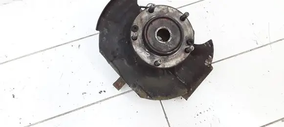 KIA Sorento Front wheel hub spindle knuckle