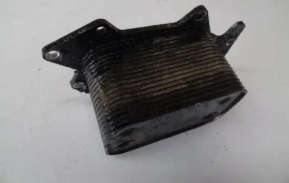 Audi Q7 4L Oil filter mounting bracket 059117021R