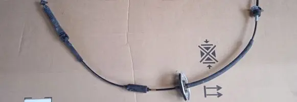 KIA Sportage Gear shift cable linkage 46790F1010