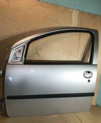 Peugeot 107 Front door KTB 1E7