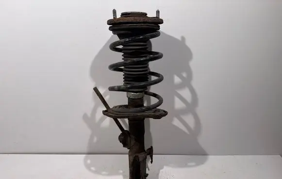 Toyota Auris E180 Front shock absorber/damper
