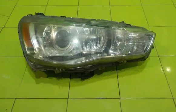 Mitsubishi Outlander Headlight/headlamp PRZOD