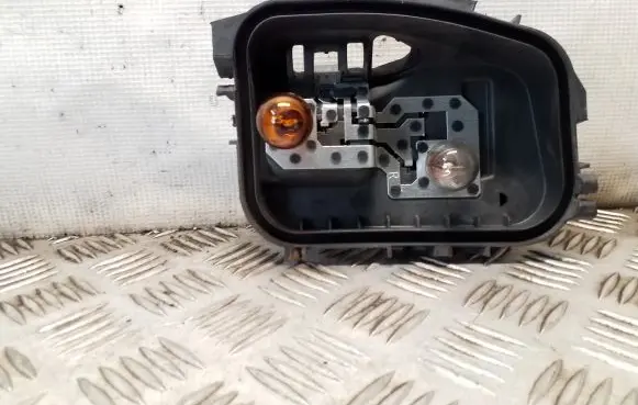 Volkswagen Sharan Tail light bulb cover holder 7N0945258
