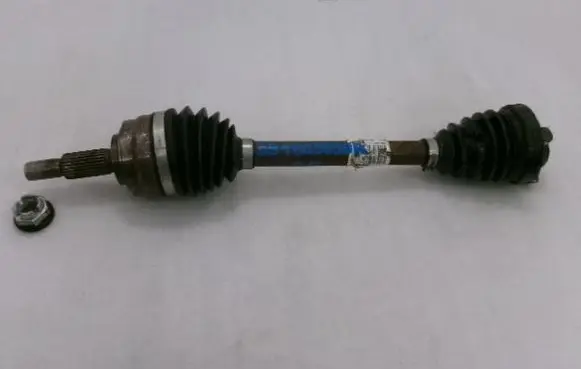 Renault Captur II Front driveshaft 391005050R
