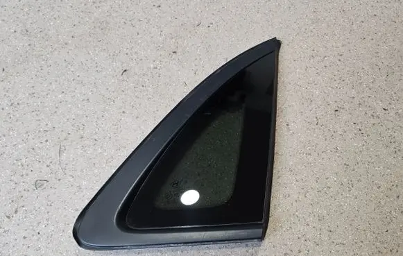 Hyundai Kona I Rear side window 87820J9000