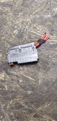 Audi TT TTS Mk2 Fuse module 4f1941824