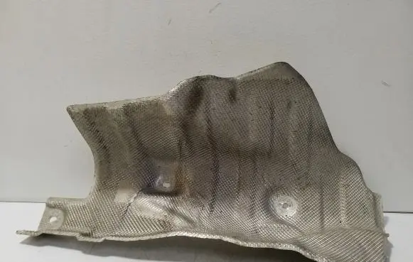 Nissan X-Trail T32 Exhaust heat shield