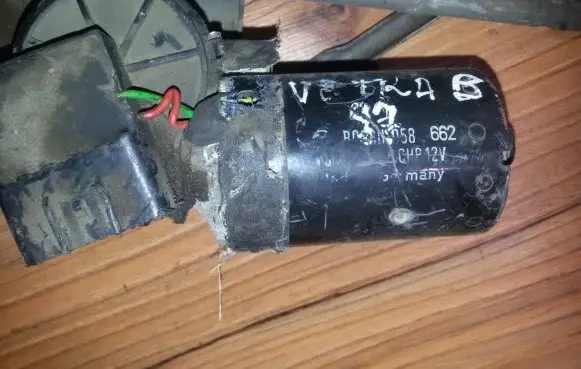 Opel Vectra B Wiper motor 