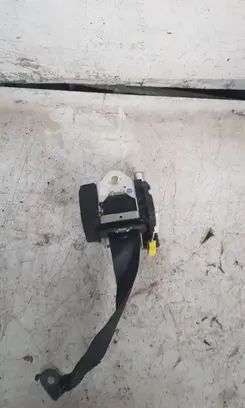 Mercedes-Benz E W212 Rear seatbelt 34056829