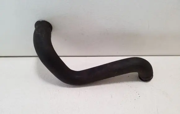 Iveco Daily 5th gen Engine coolant pipe/hose