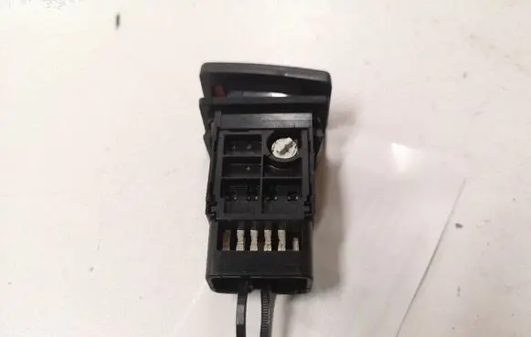 Toyota Avensis T250 Hazard light switch 157963