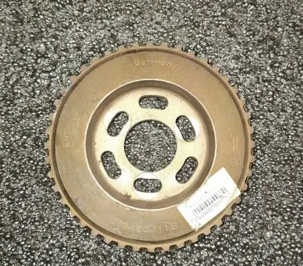 Volkswagen Golf IV Fuel pump gear (pulley) 038130111B