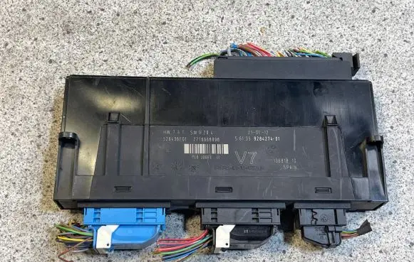 BMW 5 F10 F11 Comfort/convenience module 9284274