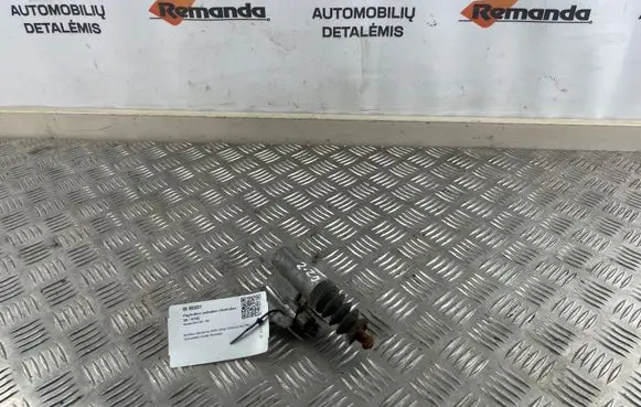 Honda CR-V Clutch master cylinder