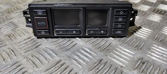 Audi A4 S4 B5 8D Climate control unit 8L0820043D