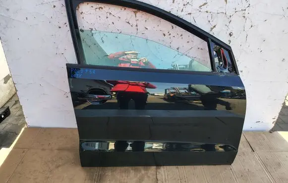 Volkswagen Polo V 6R Front door