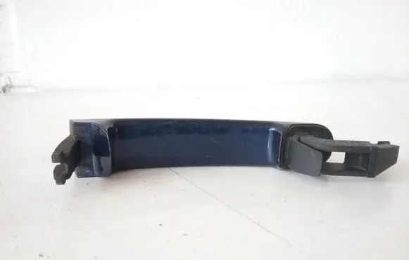 Volkswagen PASSAT B5.5 Rear door exterior handle 3B0837207