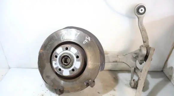 Audi A6 S6 C6 4F Front wheel hub spindle knuckle