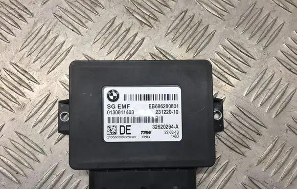 BMW 5 F10 F11 Hand brake control module 6862808 686280801 0130811403