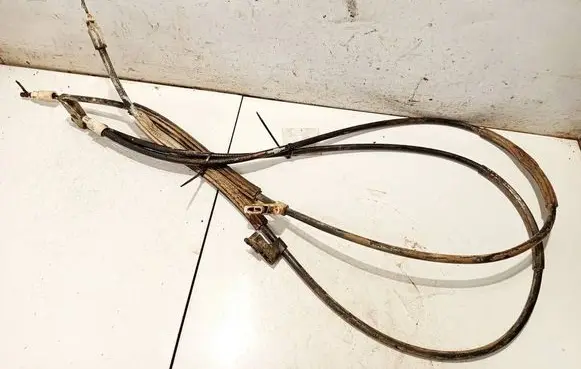 Handbrake/parking brake wiring cable