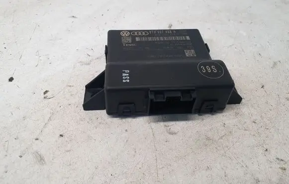 Audi A4 S4 B8 8K Gateway control module 8T0907468H