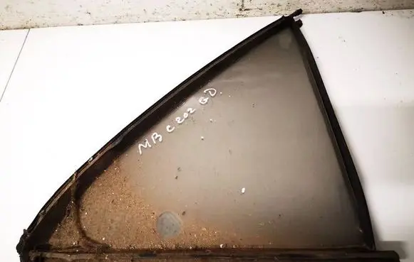 Mercedes-Benz C W202 Rear vent window glass as2 2027350224