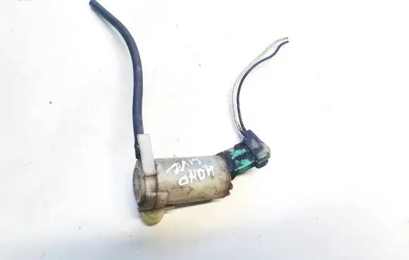 Honda CR-V Windscreen/windshield washer pump