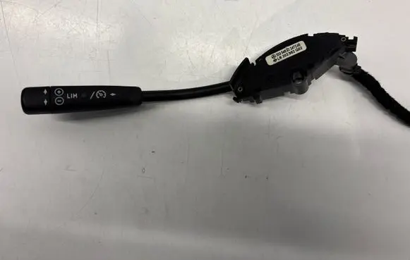 Mercedes-Benz C W203 Cruise control stalk 2035450224