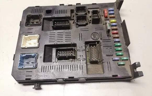 Peugeot Partner Comfort/convenience module 281148344A 9660105680