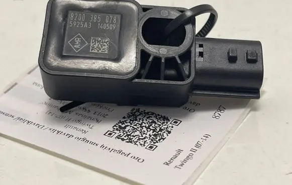 Renault Twingo II Airbag deployment crash/impact sensor 8200385078