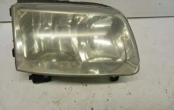 Volkswagen Polo Headlight/headlamp
