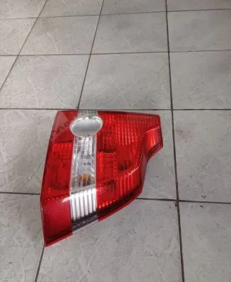 Volvo S40 Headlight/headlamp