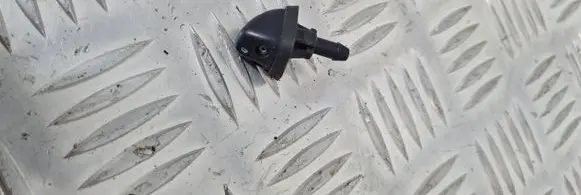 Suzuki Grand Vitara II Windshield washer spray nozzle 