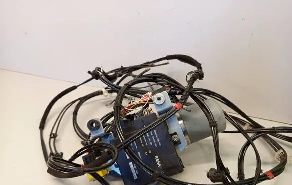 Renault Megane II Convertible roof hydraulic pump E84871789