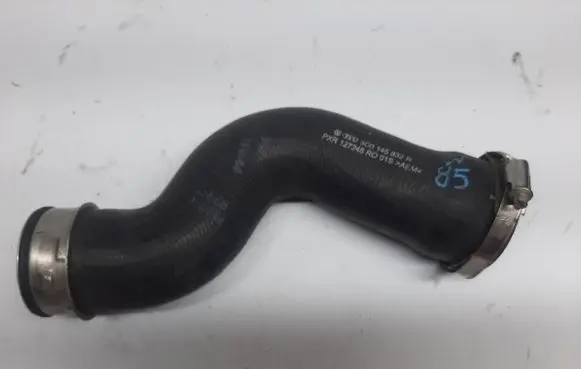 Volkswagen PASSAT B7 Intercooler hose/pipe 3C0145832R