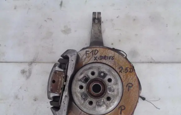 BMW 5 F10 F11 Front wheel hub spindle knuckle