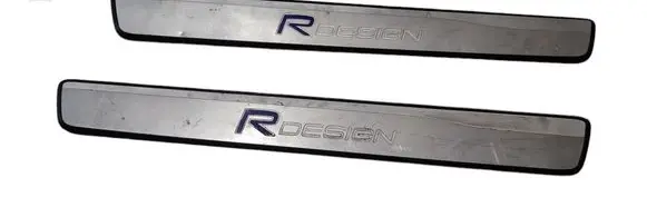 Volvo V60 sill trim set (inner) 31391248