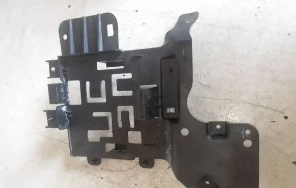 Chevrolet Corvette C7 Bracket in trunk/boot 23464051