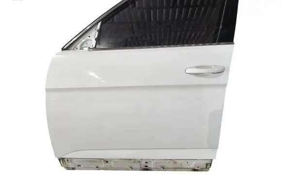 Volkswagen Atlas Cross Sport Front door