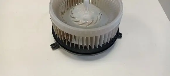 Chrysler Pacifica Heater fan/blower LB580001 18174