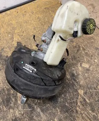 Mercedes-Benz R W251 Brake booster A2514300930