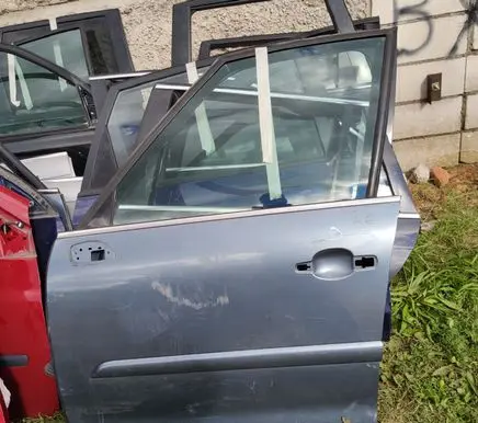 Citroen C4 I Picasso Front door