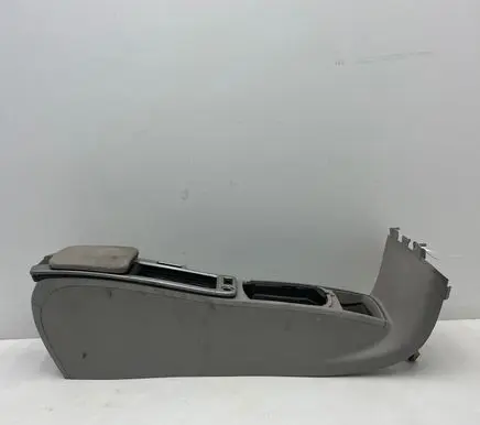 Volvo V50 Center console 30755375