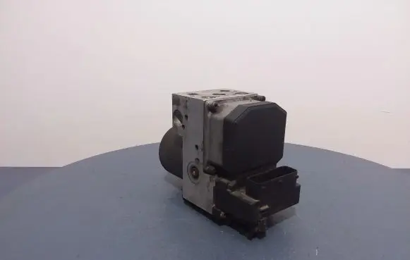 Audi A6 S6 C5 4B ABS Pump 0265220411
