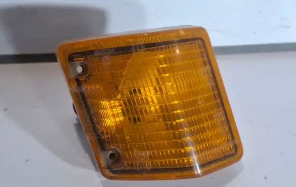 Volkswagen Transporter - Caravelle T3 Front indicator light 251953141A