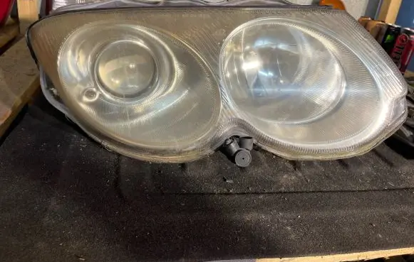Chrysler 300M Headlight/headlamp 04780002AC 46536 04780006AC